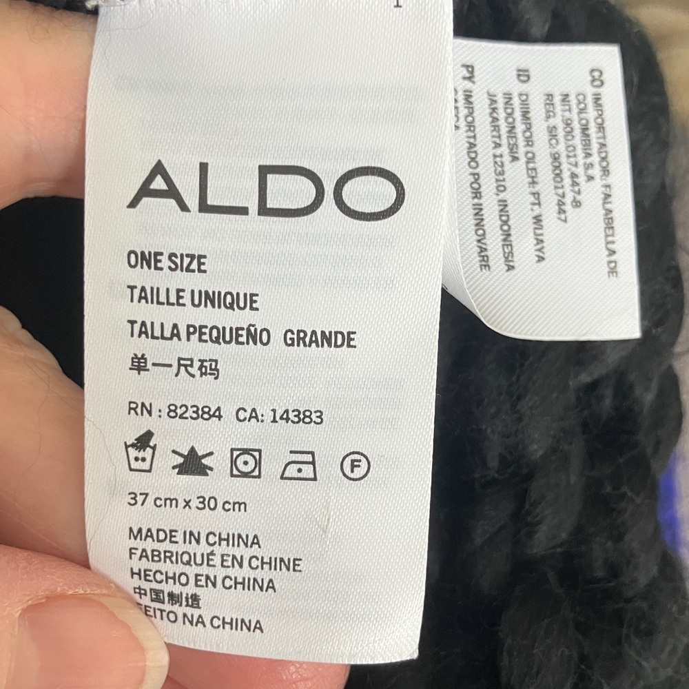 ALDO Unisex black chunky knitted cowl scarf - Picture 9 of 10